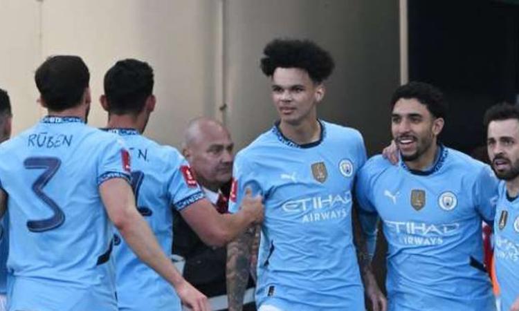 الساعة السابعة مساءً: مانشستر سيتي يلتقي الوداد في كأس العالم للأندية الساعة السابعة مساءً: مانشستر سيتي يلتقي الوداد في كأس العالم للأندية