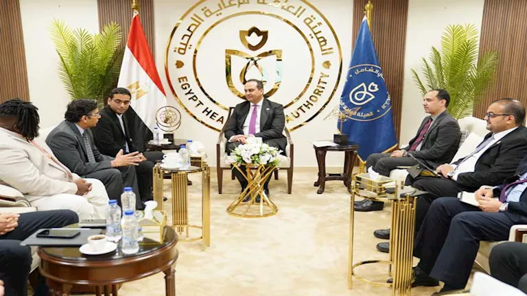 “السبكي” يتباحث مع “روش” حول تأسيس مركز لاستغلال قواعد البيانات الصحية والذكاء الاصطناعي “السبكي” يتباحث مع “روش” حول تأسيس مركز لاستغلال قواعد البيانات الصحية والذكاء الاصطناعي