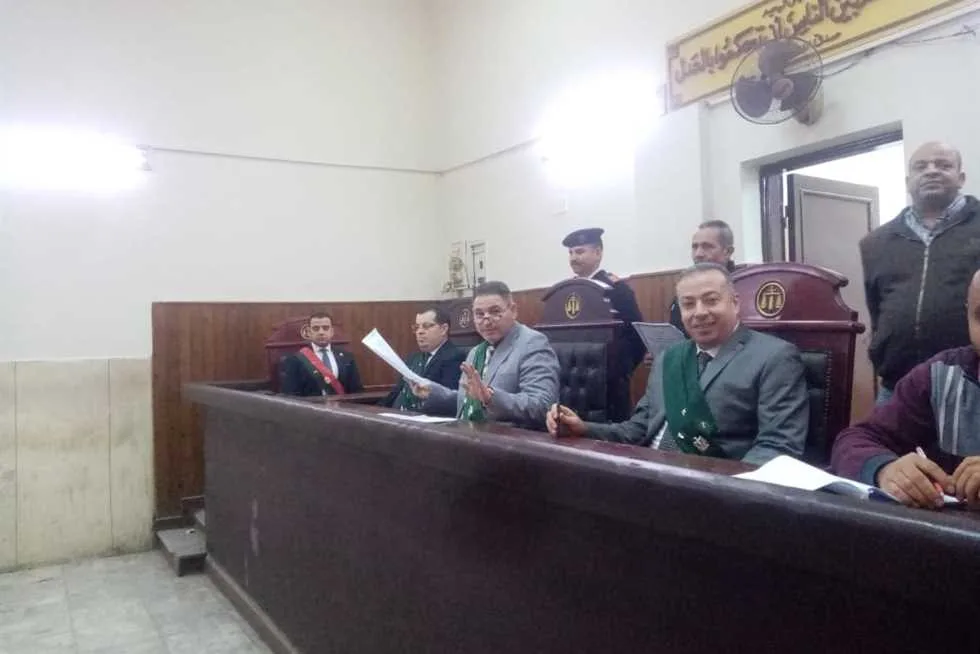 السجن المؤبد لشخص وعقوبة مشددة لآخر بتهمة حيازة المخدرات في المنيا. السجن المؤبد لشخص وعقوبة مشددة لآخر بتهمة حيازة المخدرات في المنيا.