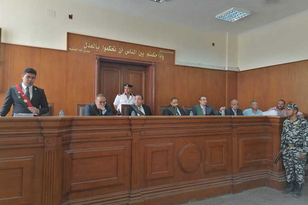 السجن المؤبد للمتهم الرئيسي في جريمة قتل فتاة وإخفاء جثتها داخل حقيبة سفر في البحر الأحمر (التفاصيل) السجن المؤبد للمتهم الرئيسي في جريمة قتل فتاة وإخفاء جثتها داخل حقيبة سفر في البحر الأحمر (التفاصيل)