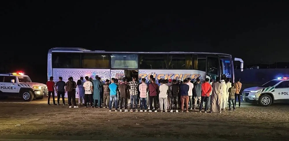 السجن والطرد ومنع دخول البلاد: وزارة الداخلية تعاقب 8 مخالفين لنقل الحجاج في مكة السجن والطرد ومنع دخول البلاد: وزارة الداخلية تعاقب 8 مخالفين لنقل الحجاج في مكة