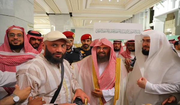 السديس يُعلن عن تحقيق أهداف خطة التشغيل لحج 1446 وبدء المرحلة الثانية بعد انتهاء الحج. السديس يُعلن عن تحقيق أهداف خطة التشغيل لحج 1446 وبدء المرحلة الثانية بعد انتهاء الحج.