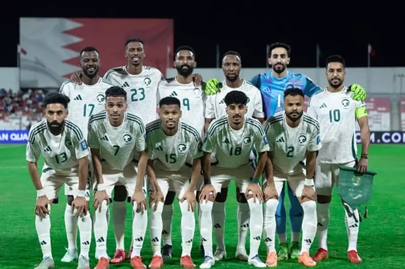 السعودية تستعد: سالم الدوسري يتصدر الهجوم أمام أستراليا في تصفيات كأس العالم السعودية تستعد: سالم الدوسري يتصدر الهجوم أمام أستراليا في تصفيات كأس العالم