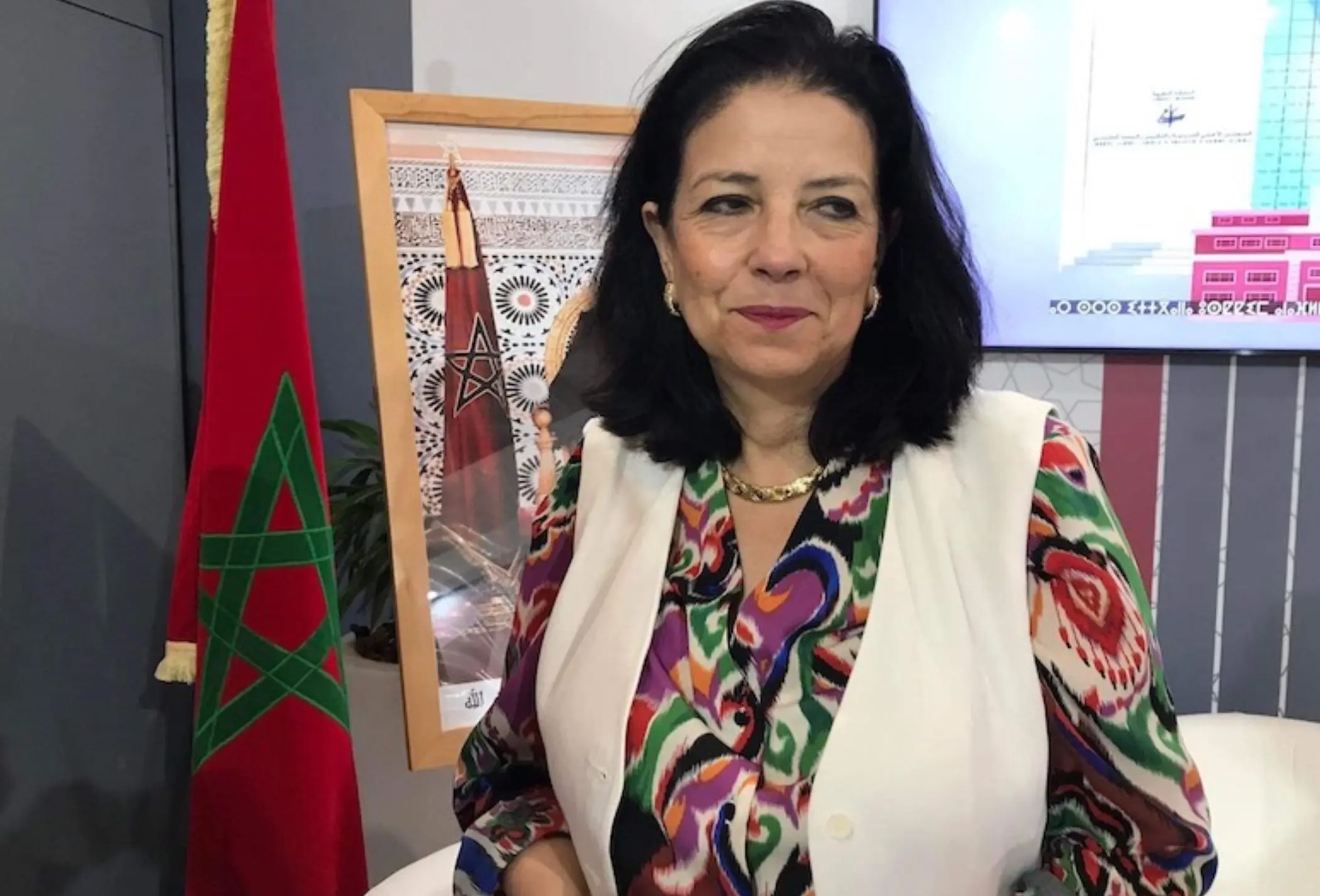 السغروشني: مركز Oracle يدعم التحول الرقمي في المغرب ويخلق 1000 فرصة عمل قبل عام 2027 السغروشني: مركز Oracle يدعم التحول الرقمي في المغرب ويخلق 1000 فرصة عمل قبل عام 2027