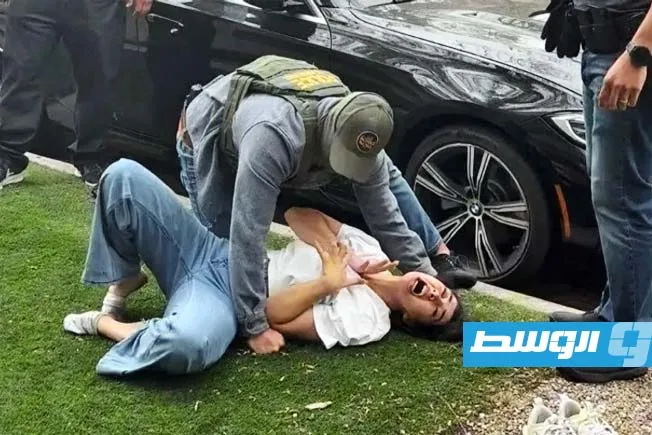 السلطات الأميركية توقف طالبي اللجوء الإيرانيين في لوس أنجلوس السلطات الأميركية توقف طالبي اللجوء الإيرانيين في لوس أنجلوس