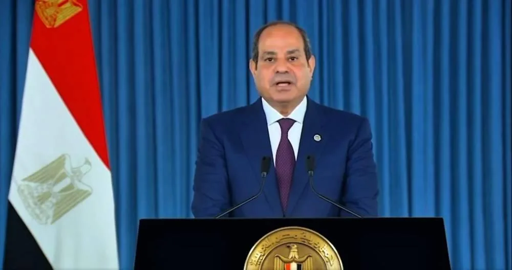 السيسي: لا يمكن تحقيق السلام بالقصف أو بالقوة (فيديو)