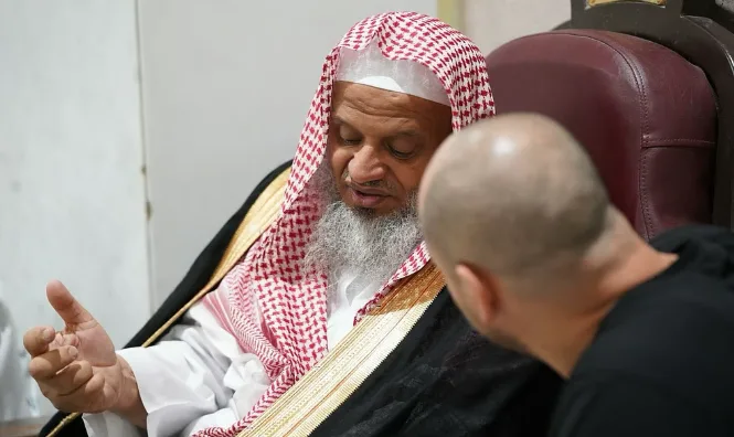 الشؤون الدينية تُطلق البرنامج التعليمي لموسم العمرة الشؤون الدينية تُطلق البرنامج التعليمي لموسم العمرة