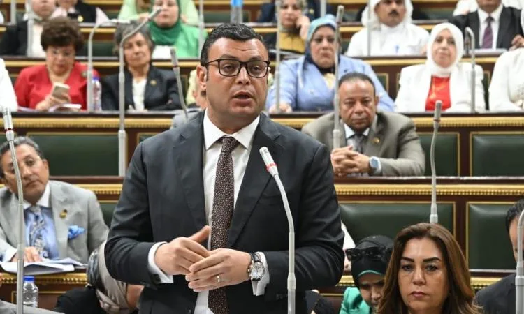 “الشربيني”: نلتزم بتحقيق التوازن الاجتماعي في تنفيذ مشروع قانون الإيجارات “الشربيني”: نلتزم بتحقيق التوازن الاجتماعي في تنفيذ مشروع قانون الإيجارات