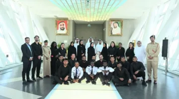 «الشرطة السياحية» تُنبه موظفي برواز دبي بالوعي السياحي