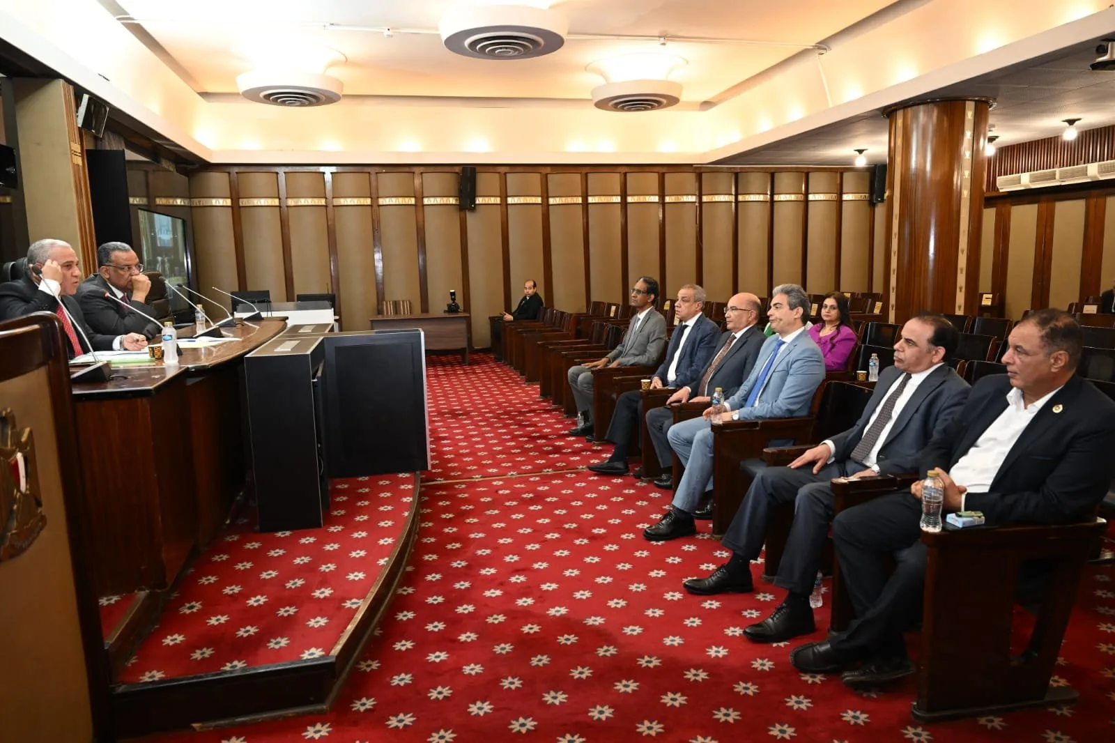 الشوربجي: تعزيز الصحافة الرقمية في الصحف القومية بالتعاون مع وزارة الاتصالات الشوربجي: تعزيز الصحافة الرقمية في الصحف القومية بالتعاون مع وزارة الاتصالات