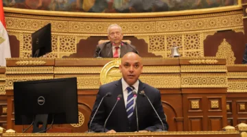 الشيوخ يستعرضون استراتيجيات وزارة البيئة للتكيف مع آثار التغير المناخي