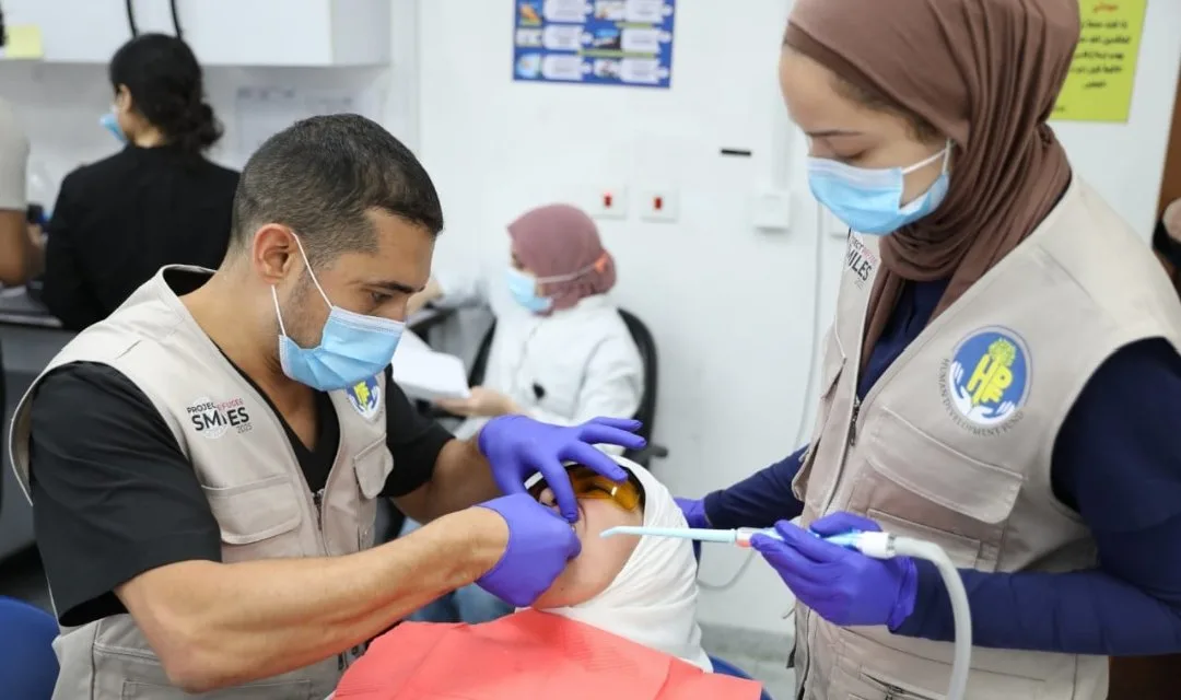الصحة: فريق من أطباء الأسنان المصريين المقيمين في الولايات المتحدة يقدم خدمات طبية تطوعية في مركز طب الأسنان بزهراء مدينة نصر. الصحة: فريق من أطباء الأسنان المصريين المقيمين في الولايات المتحدة يقدم خدمات طبية تطوعية في مركز طب الأسنان بزهراء مدينة نصر.