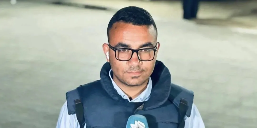 الصحفي الفلسطيني أحمد البطة يتحدث مع «الحرية» عن تجربته الإنسانية: فقدت والدتي، أختي الكبرى، وأربعة من أبناء أختي بسبب الحرب. الصحفي الفلسطيني أحمد البطة يتحدث مع «الحرية» عن تجربته الإنسانية: فقدت والدتي، أختي الكبرى، وأربعة من أبناء أختي بسبب الحرب.