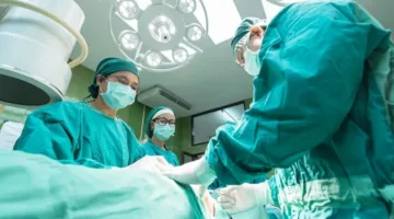 الصيام قبل العمليات الجراحية: عادة طبية تستدعي إعادة تقييم