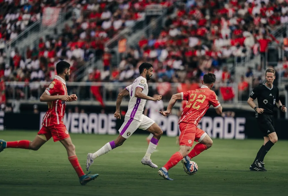 العين يواجه الوداد مجددًا: نتيجة 2-1 تتكرر في مباريات العرب بكأس العالم للأندية العين يواجه الوداد مجددًا: نتيجة 2-1 تتكرر في مباريات العرب بكأس العالم للأندية