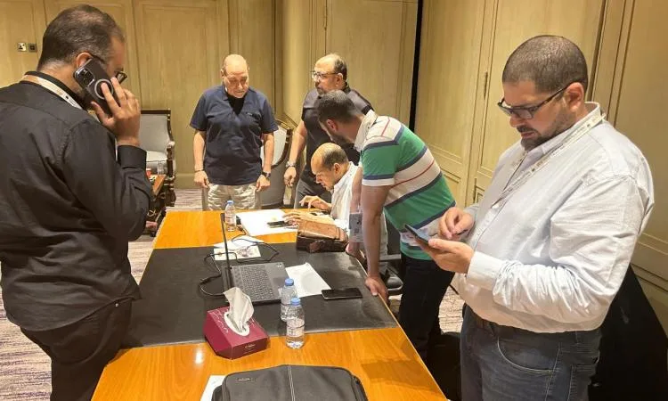 الغرفة السياحية: حالة تأهب في بعثة الحج لتوزيع تصاريح السائقين الغرفة السياحية: حالة تأهب في بعثة الحج لتوزيع تصاريح السائقين