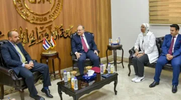 الغمراوي يناقش مع سفير كوبا التعاون في صناعة الأدوية ونقل التكنولوجيا