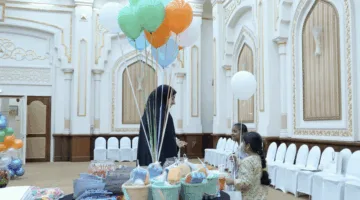 الفوالة تجلب السعادة للأطفال من الأسر المحتاجة