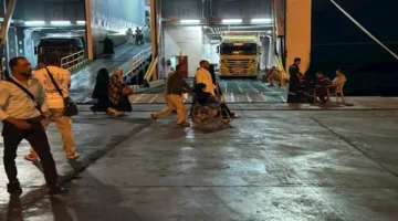 الفوج الثالث: وصول 306 حجاج من مكة عبر ميناء نويبع
