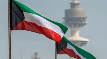 الكويت تُنظم استخدام الأعلام الأجنبية وتزيد من العقوبات على المُخالفين