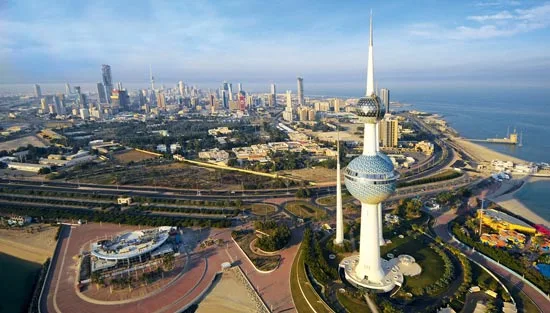 الجيش الكويتي يطلق مبادرة “التعامل مع المخاطر النووية” ويعرض استعداداته لمختلف سيناريوهات الكوارث. الجيش الكويتي يطلق مبادرة “التعامل مع المخاطر النووية” ويعرض استعداداته لمختلف سيناريوهات الكوارث.