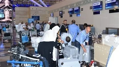 المجال الجوي المصري مستقر ويعمل بسلاسة مع انتظام حركة الطيران. المجال الجوي المصري مستقر ويعمل بسلاسة مع انتظام حركة الطيران.