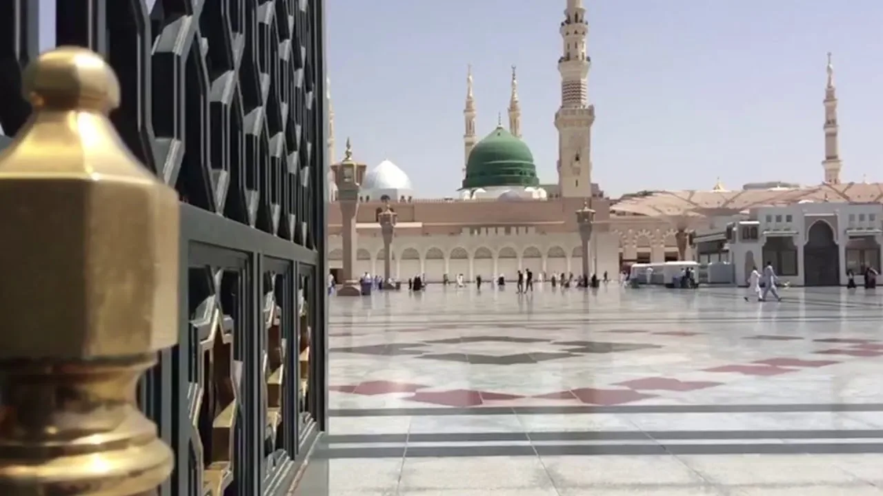 المسجد النبوي يستقبل الحجاج بعد إكمالهم شعائر الحج