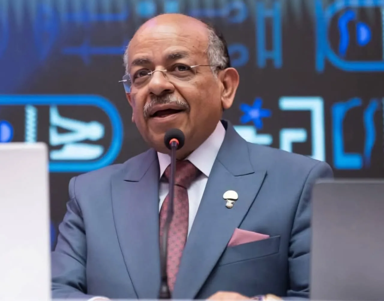 “المصرية لزراعة العدسات” تُنظم مؤتمرها السنوي السابع والثلاثين في الإسكندرية يوم الأربعاء المقبل “المصرية لزراعة العدسات” تُنظم مؤتمرها السنوي السابع والثلاثين في الإسكندرية يوم الأربعاء المقبل