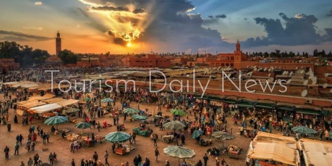 المغرب يجذب 5.7 مليون زائر والإيرادات ترتفع إلى 3.4 مليار دولار خلال 4 أشهر المغرب يجذب 5.7 مليون زائر والإيرادات ترتفع إلى 3.4 مليار دولار خلال 4 أشهر