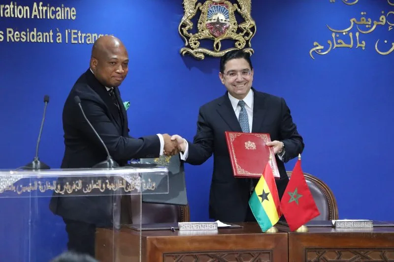المغرب يزيد من عدد المنح الدراسية لغانا ويطلق تعاونًا استراتيجيًا في مجال الأمن الغذائي المغرب يزيد من عدد المنح الدراسية لغانا ويطلق تعاونًا استراتيجيًا في مجال الأمن الغذائي