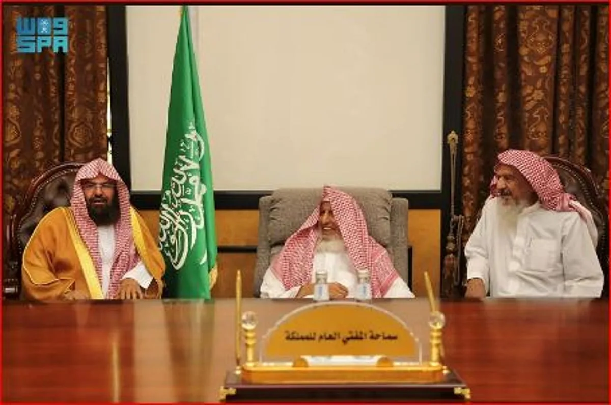 المفتي العام للمملكة يثني على جهود رئاسة الشؤون الدينية في تقديم الخدمة للحجاج المفتي العام للمملكة يثني على جهود رئاسة الشؤون الدينية في تقديم الخدمة للحجاج
