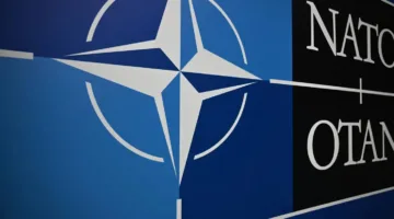 الناتو: نتابع التطورات بعد الضربة الأمريكية لإيران