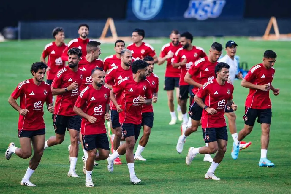 النجم السابق للأهلي: يوضح استراتيجية “الأحمر” للانتصار على إنتر ميامي النجم السابق للأهلي: يوضح استراتيجية “الأحمر” للانتصار على إنتر ميامي