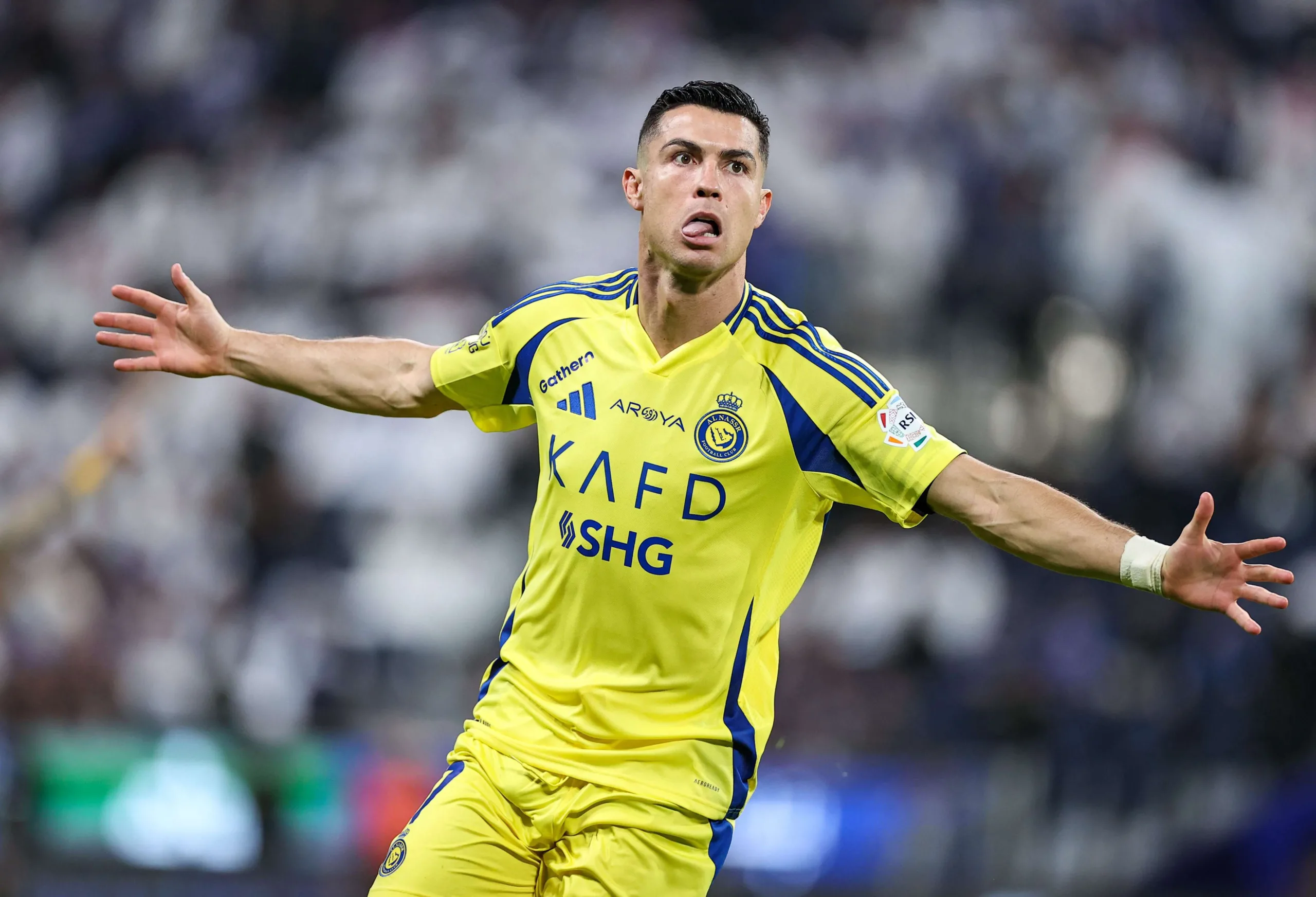 النصر يعكف على إعداد استراتيجية جديدة لتجديد عقد رونالدو النصر يعكف على إعداد استراتيجية جديدة لتجديد عقد رونالدو
