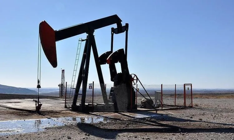 النفط يسير نحو تحقيق أرباح للأسبوع الثالث على التوالي