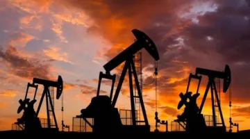 النفط ينخفض 4% عقب إعلان اتفاق لوقف إطلاق النار بين إسرائيل وإيران