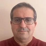 النقيب يحيى جامع “المذهل”
