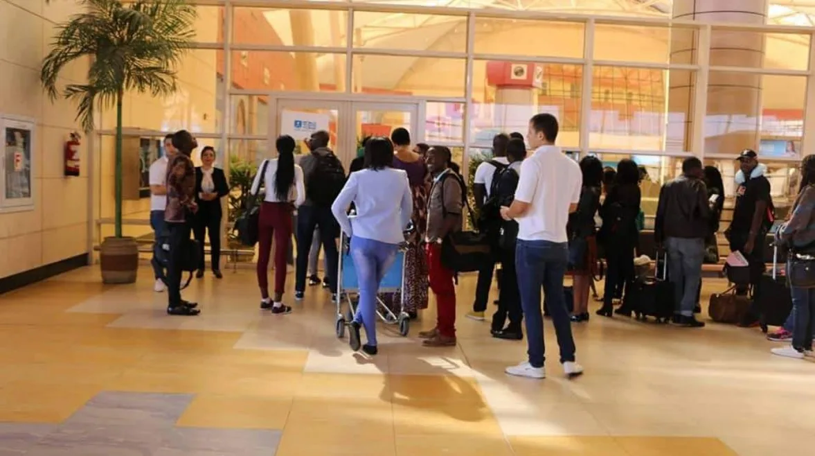 الهجرة كوسيلة للنجاة من النزاع: الإسرائيليون يبحثون عن “مخرج آمن” إلى أوروبا الهجرة كوسيلة للنجاة من النزاع: الإسرائيليون يبحثون عن “مخرج آمن” إلى أوروبا