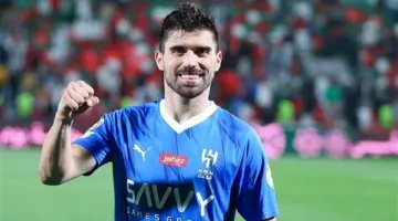 الهلال السعودي يحقق تعادلاً مع ريال مدريد بهدف خلال الشوط الأول من بطولة كأس العالم للأندية