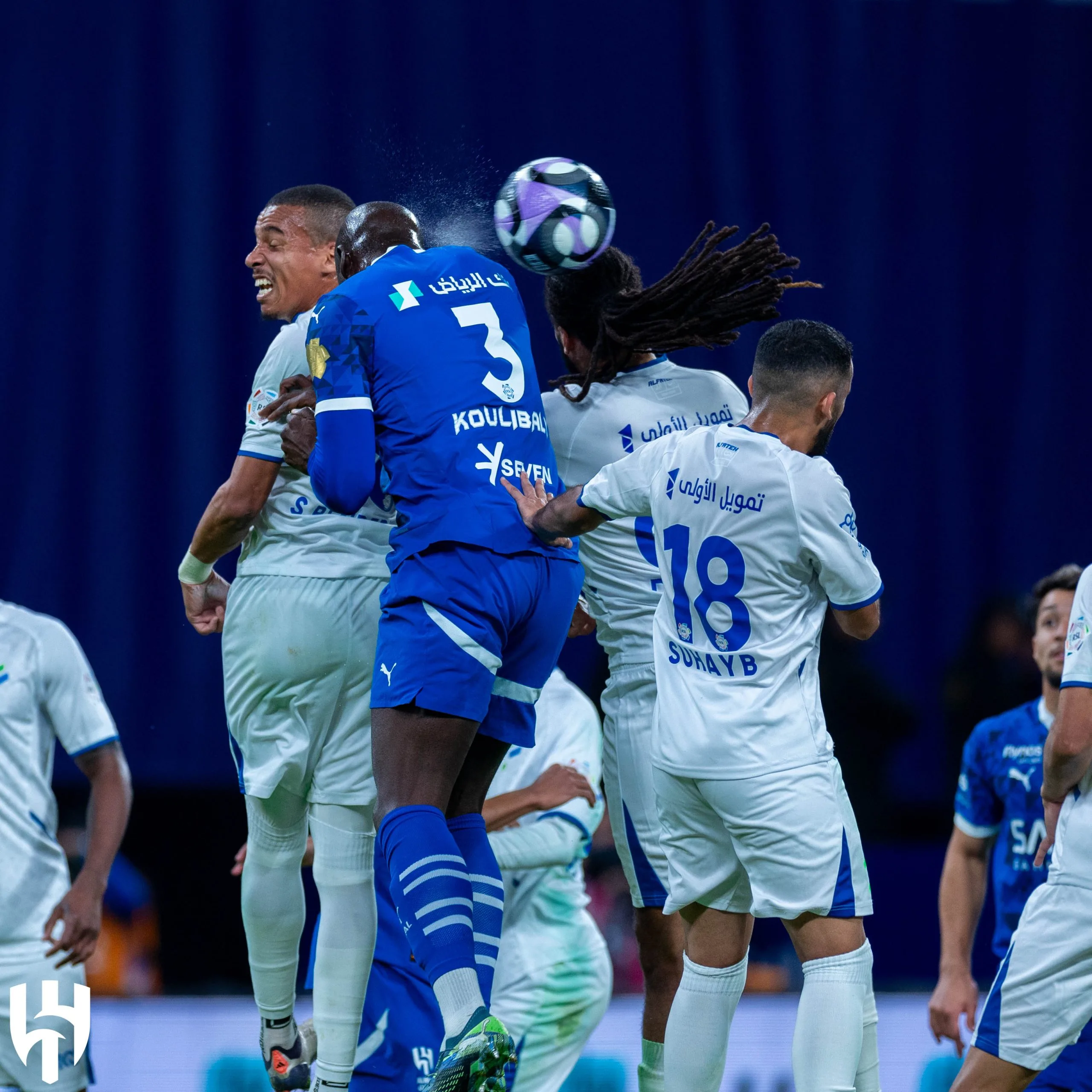 الهلال يمنح تذاكر مجانية للجماهير في مواجهة مانشستر سيتي