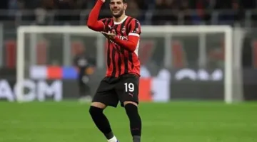 الهلال يواصل جهوده: محادثات جديدة للتعاقد مع ثيو هيرنانديز