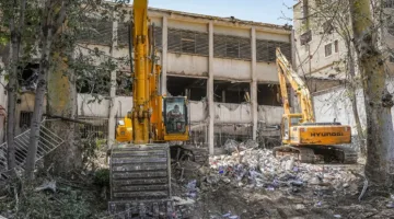 الهيئة القضائية الإيرانية: 71 فرداً لقوا حتفهم جراء الهجوم الإسرائيلي على سجن إيفين