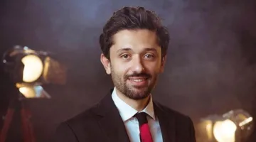 اليوم.. إطلاق الحلقة الأولى من مسلسل “مملكة الحرير” الذي ي starring كريم محمود عبد العزيز.