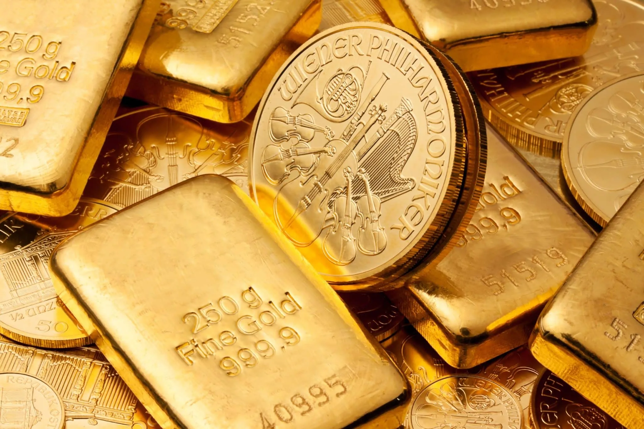 انخفاض أسعار الذهب في المغرب اليوم الثلاثاء 24-6-2025، حيث بلغ سعر عيار 21 848.50 درهم في ختام التداولات.