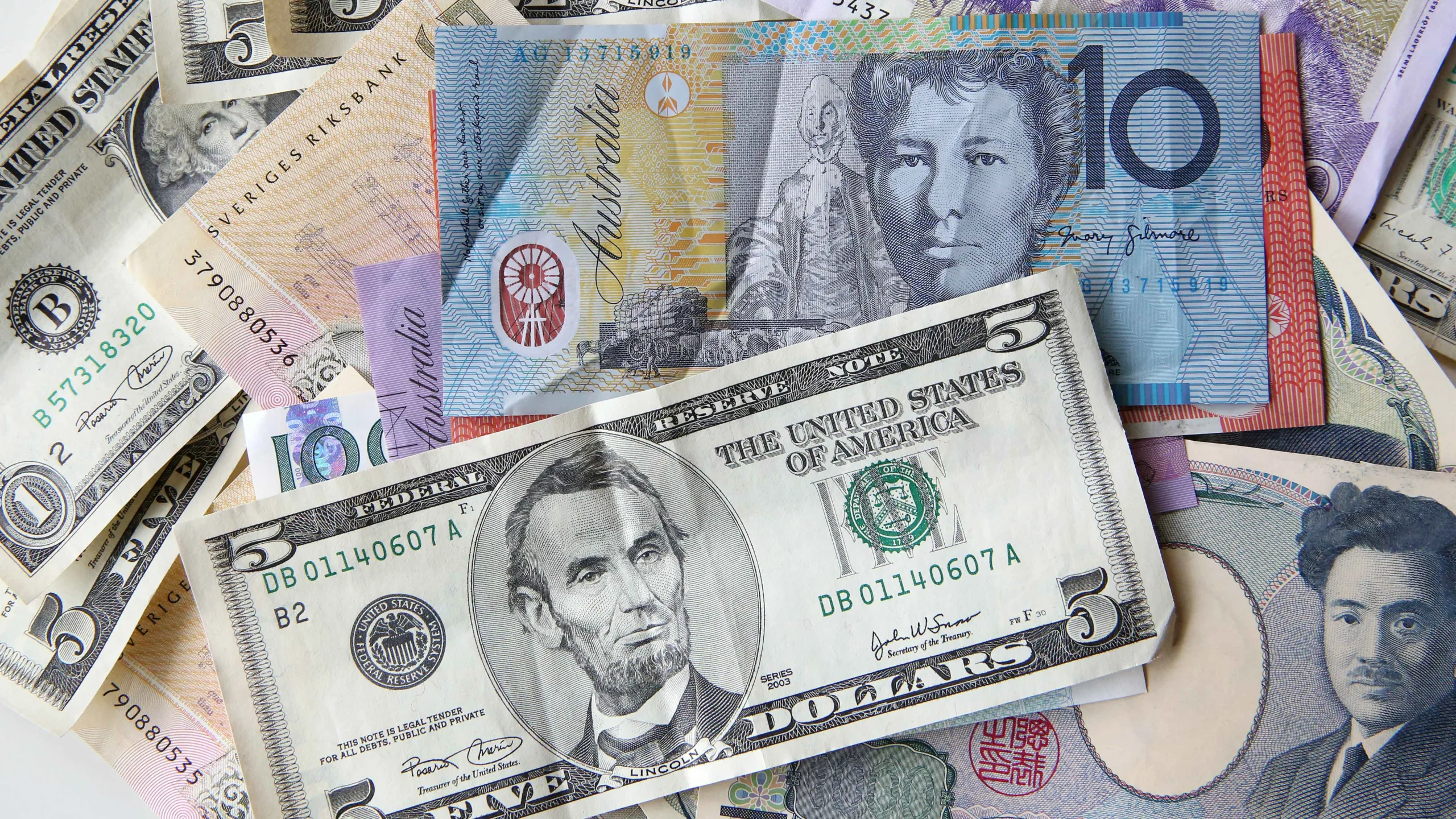 انخفاض التضخم في السويد في مايو إلى أدنى مستوى له منذ 4.5 سنوات انخفاض التضخم في السويد في مايو إلى أدنى مستوى له منذ 4.5 سنوات