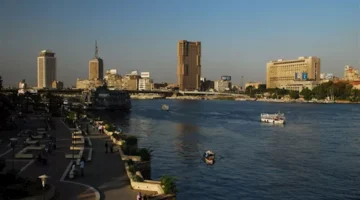 انخفاض درجات الحرارة وزيادة نشاط الرياح.. توقّعات الأرصاد للطقس الساعات القادمة