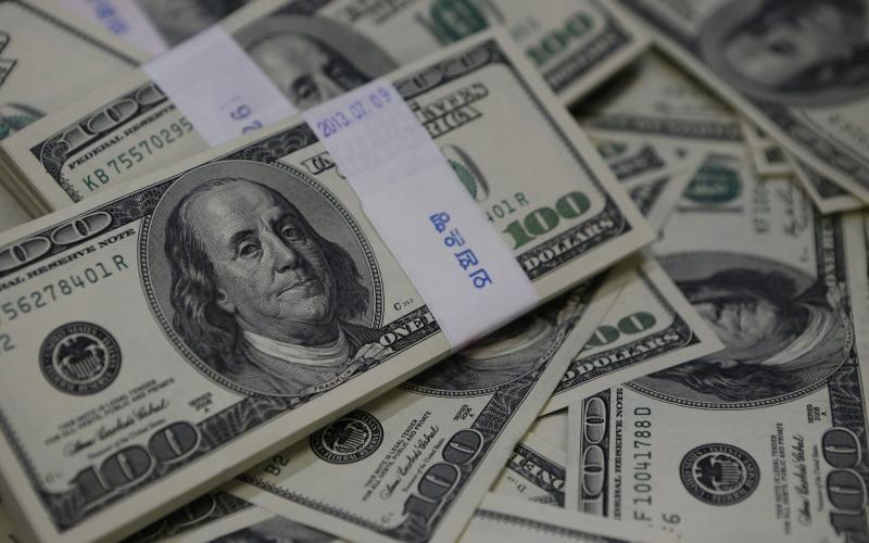 انخفاض سعر الدولار اليوم الأربعاء في المصارف… كم يبلغ سعره؟ انخفاض سعر الدولار اليوم الأربعاء في المصارف… كم يبلغ سعره؟