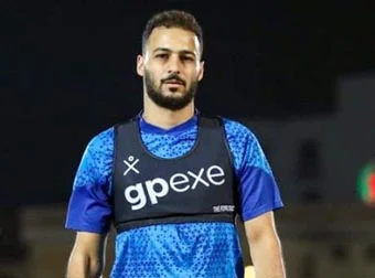 انضمام أحمد بيكهام إلى الأهلي لمدة موسم بنظام الإعارة
