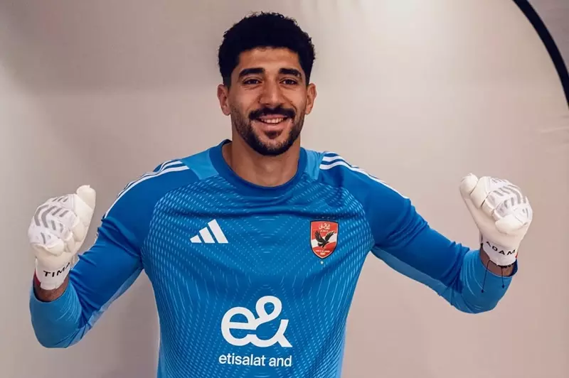 انضمام لاعب الأهلي الجديد إلى قائمة أطول لاعبي كأس العالم للأندية برفقة دوناروما وكورتوا (صور)