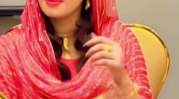 شاهد بالفيديو: الفنانة إيمان الشريف تثير إعجاب جمهور “الهلال” بأدائها في إحدى حفلاتها، مع تعليقات الجمهور: “صوتك رائع ومظهرك أجمل”.